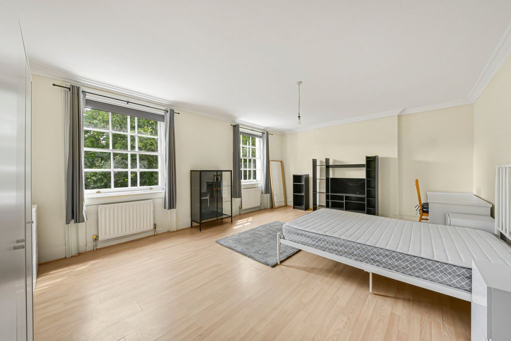 Property photo 3 of 11 Picture No. 04