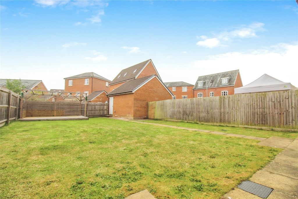 Property photo 2 of 17 Picture No. 02