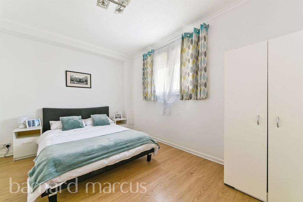 Property photo 3 of 9