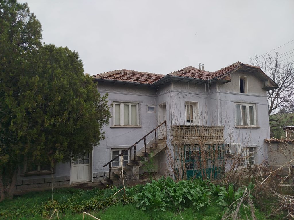 Property photo 1 of 5