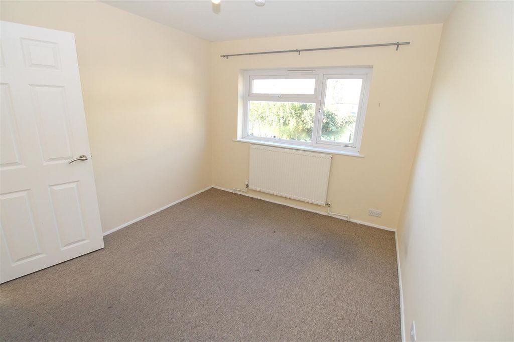 Property photo 2 of 12 Lounge 1.Jpg