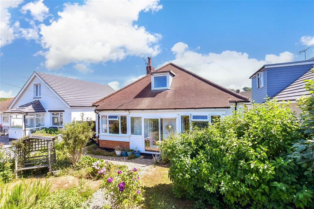 Property photo 1 of 15 ............................