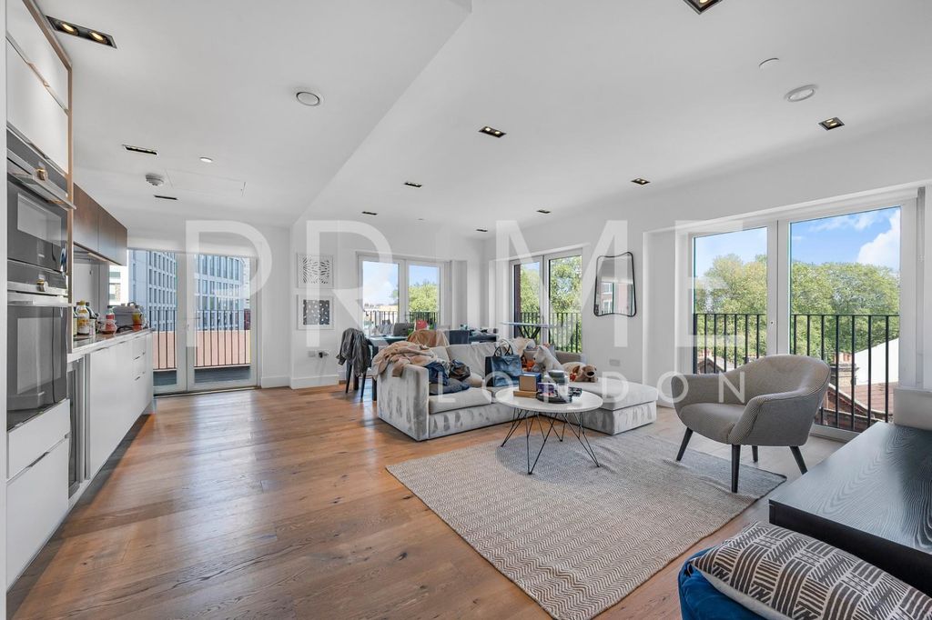 Property photo 1 of 18 Cs11.Jpg