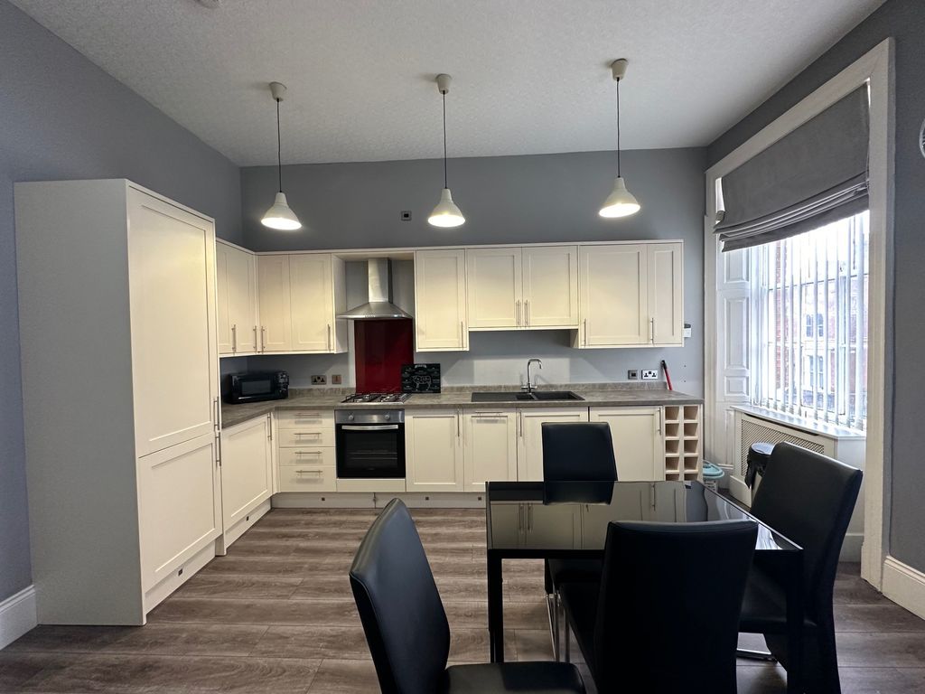 Property photo 1 of 4