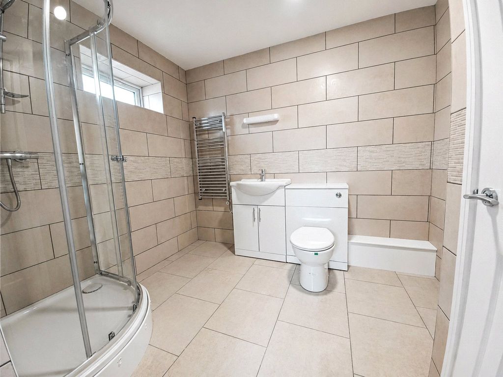 Property photo 3 of 4 Picture No. 05