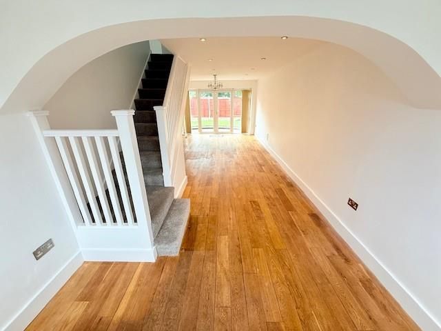 Property photo 2 of 17 8.Jpg
