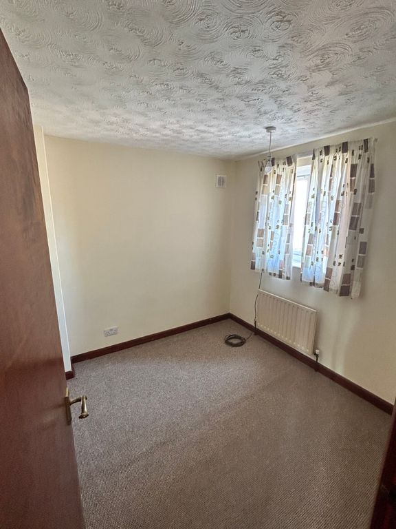 Property photo 3 of 7 Img_2204
