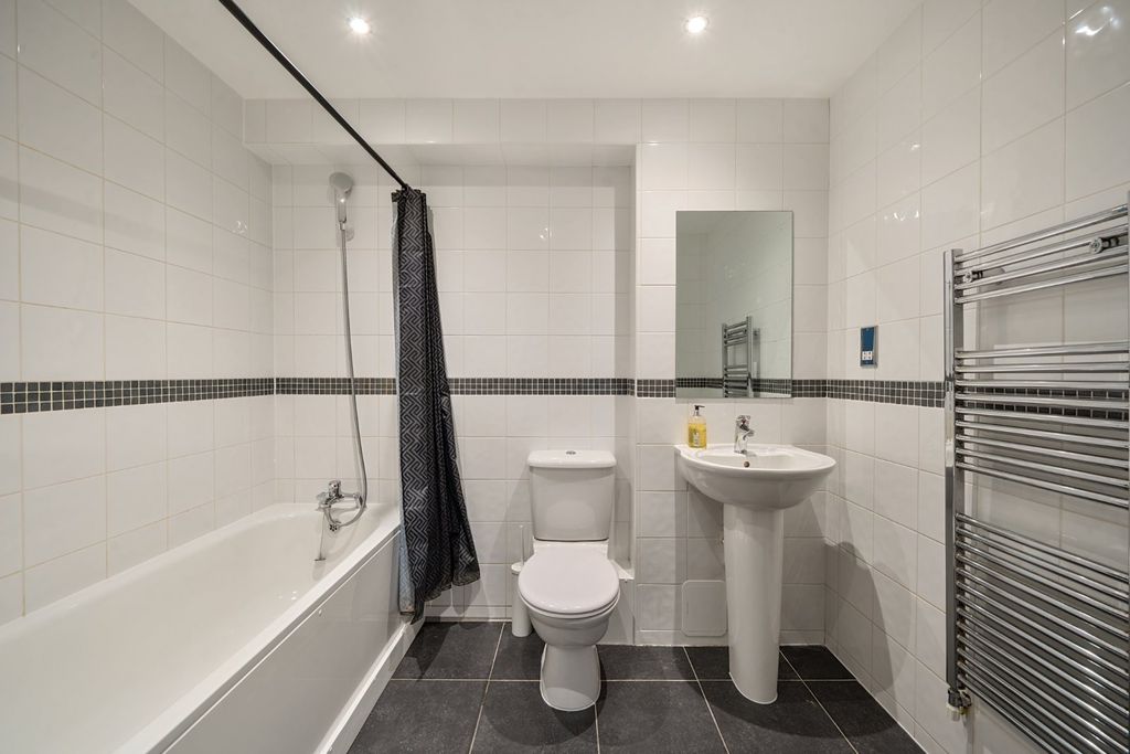 Property photo 3 of 16 Picture No. 07