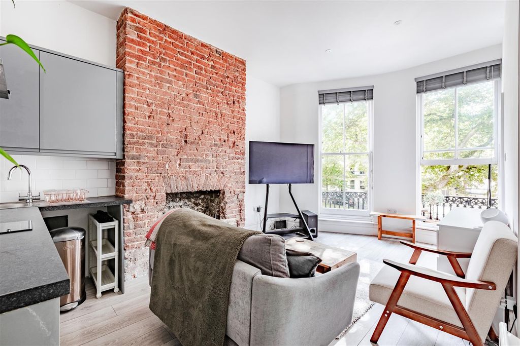 Property photo 2 of 10 Open Plan Living