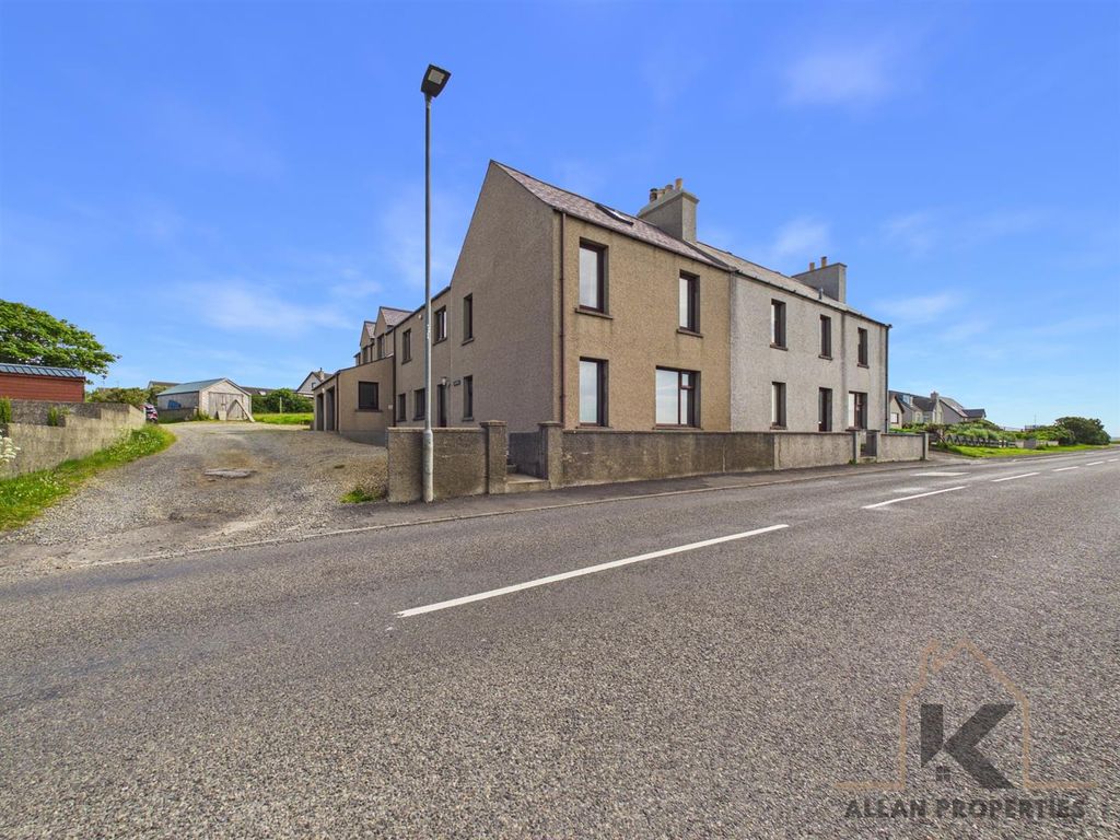 Property photo 1 of 37