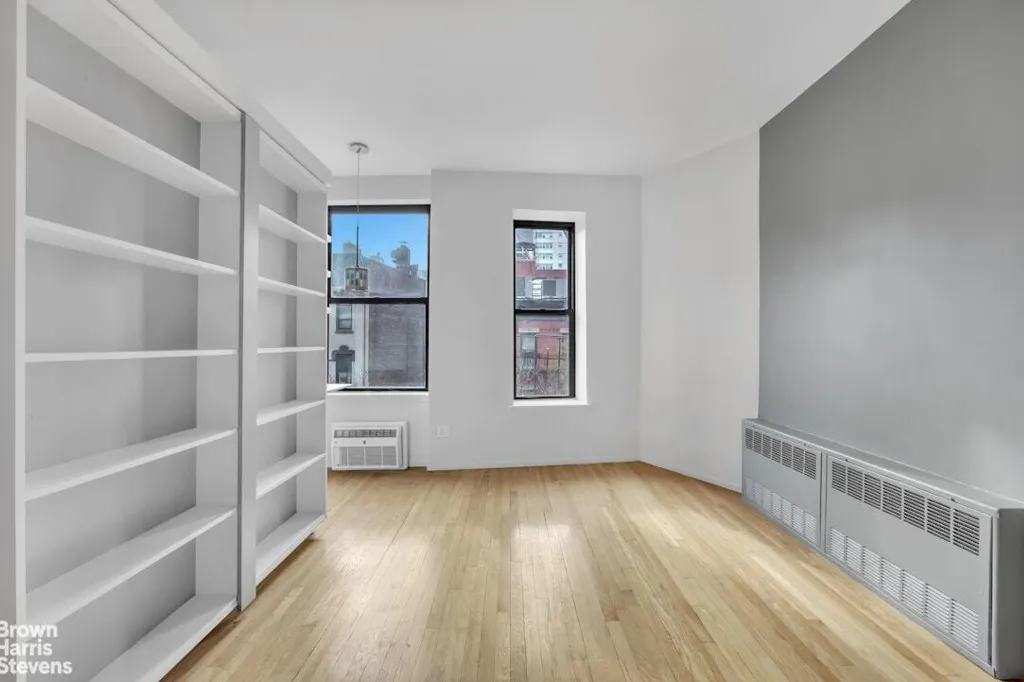 Property photo 3 of 7 <Alttext/>