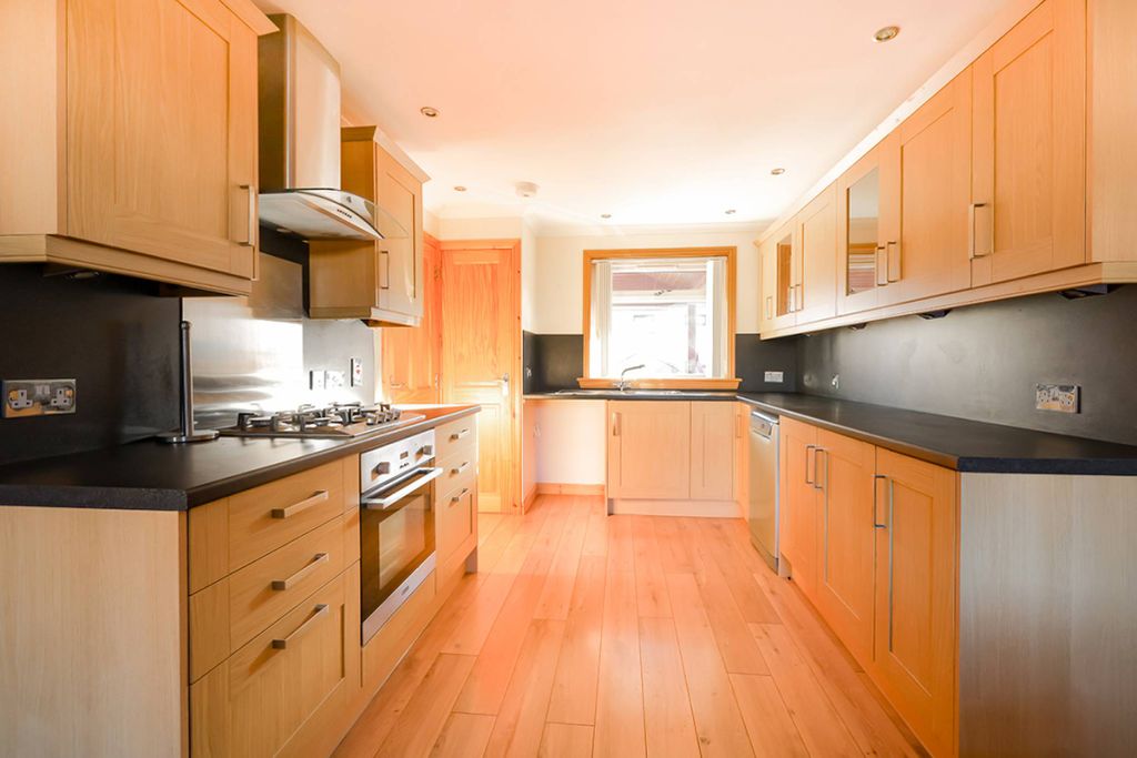 Additional image 4 of 3 bed terraced house for salePitfour Court, Peterhead AB42