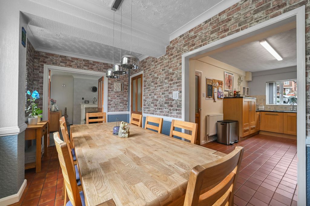 Property photo 3 of 33 Ht-Ja-79Standrews-12