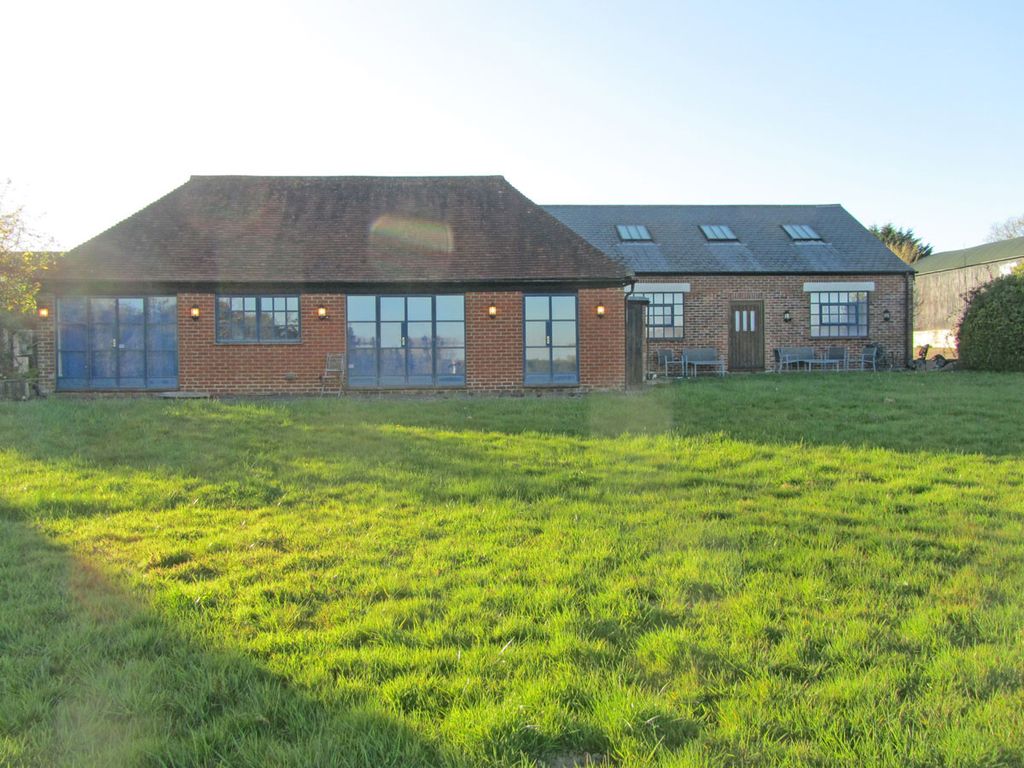 Property photo 3 of 11 Maple Barn, Buckham Hill