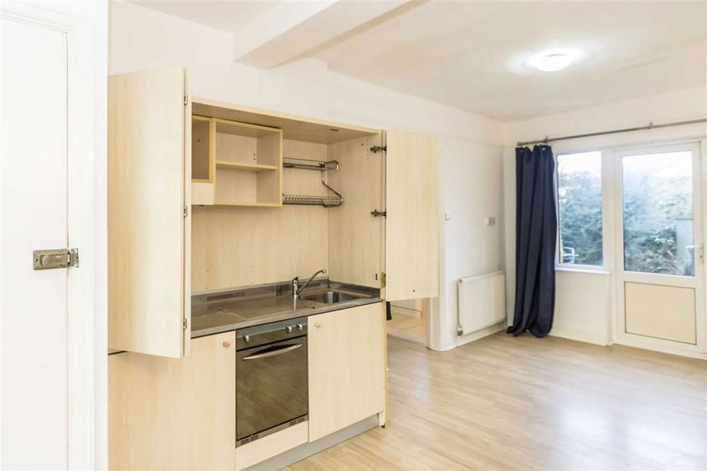 Property photo 3 of 4