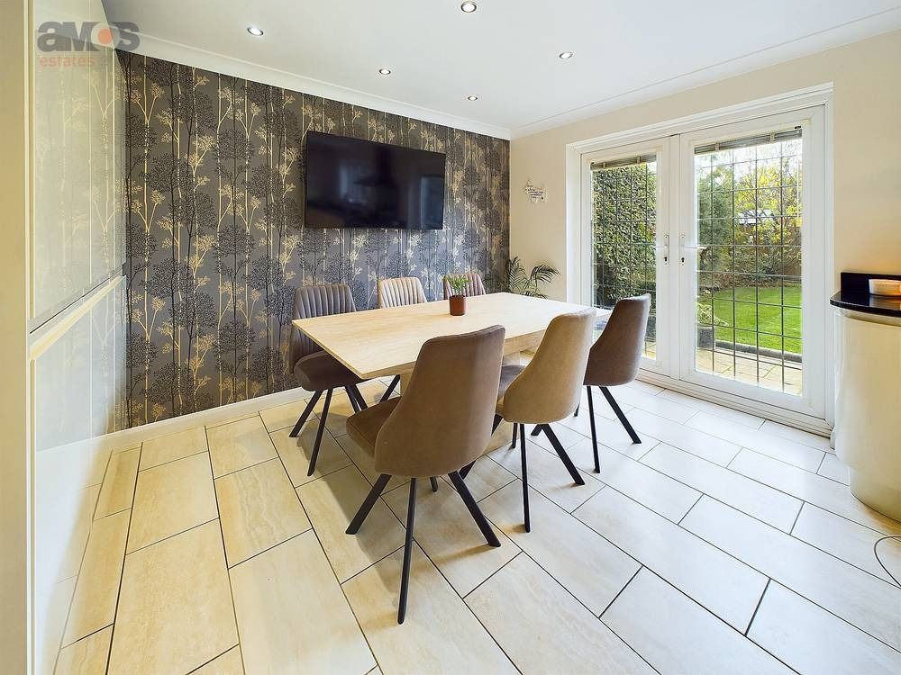 Property photo 3 of 30 3718086