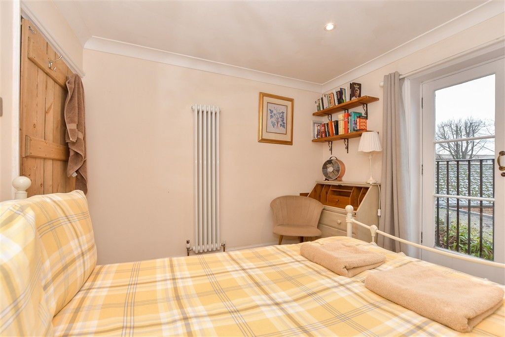 Property photo 3 of 9 Bedroom 1