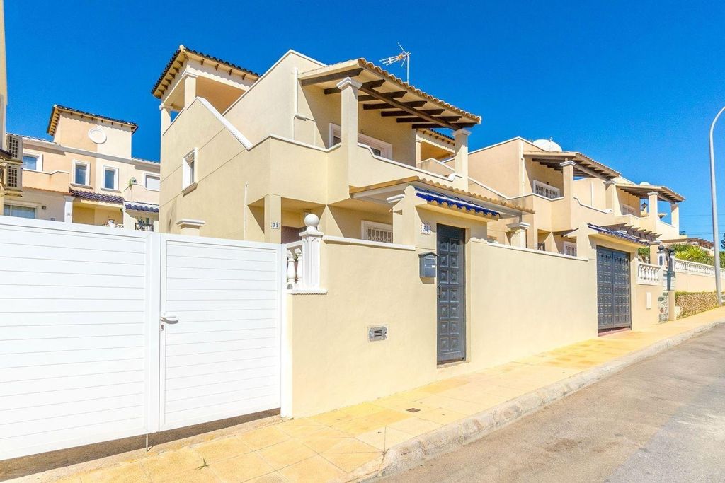 Property photo 1 of 39