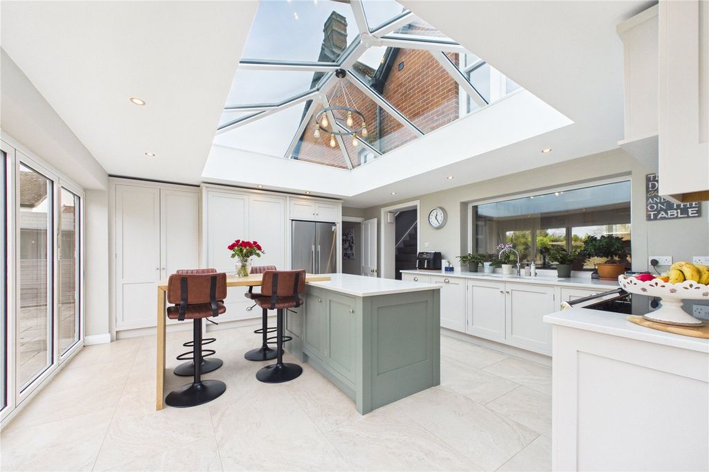 Property photo 2 of 34 Kitchen