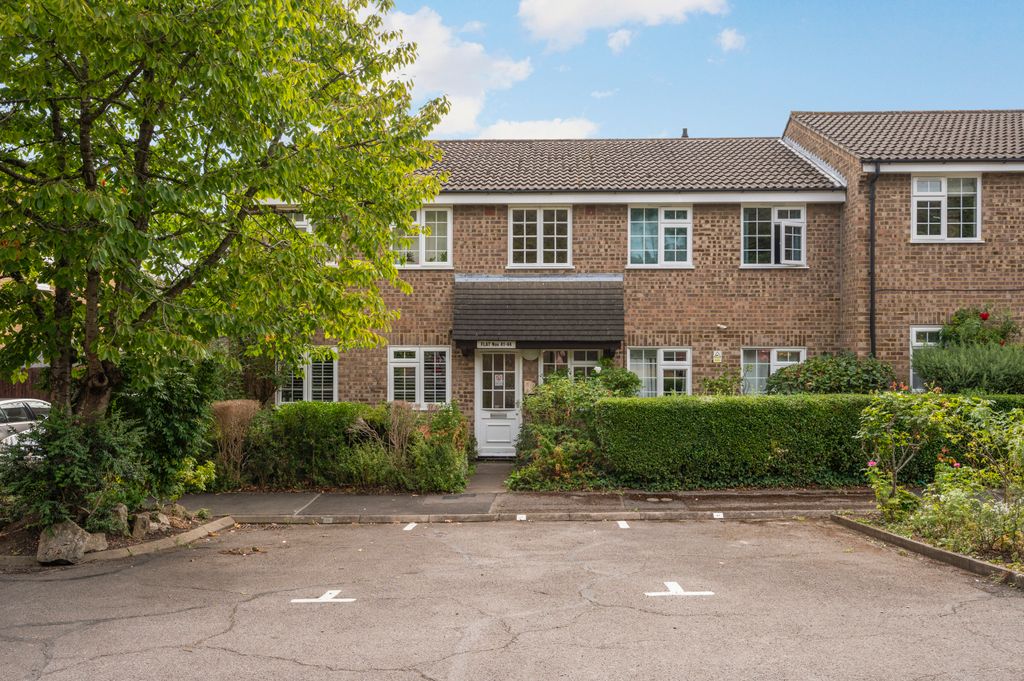 Property photo 2 of 23 Picture No. 02