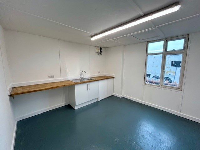 Property photo 2 of 7 Photo 2