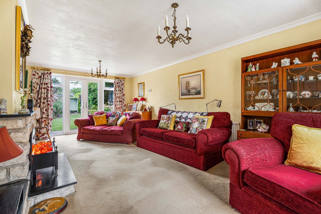 Property photo 2 of 14