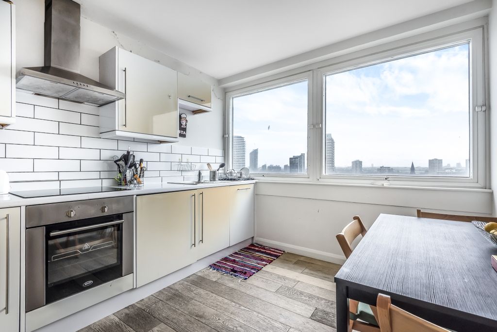 Property photo 3 of 7 420413 (3)c
