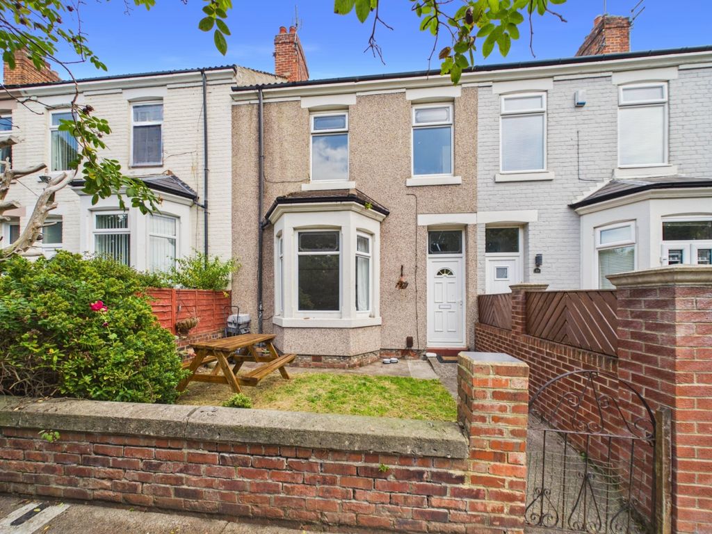 Property photo 1 of 15 Cam02195G0-Pr0108-Still037