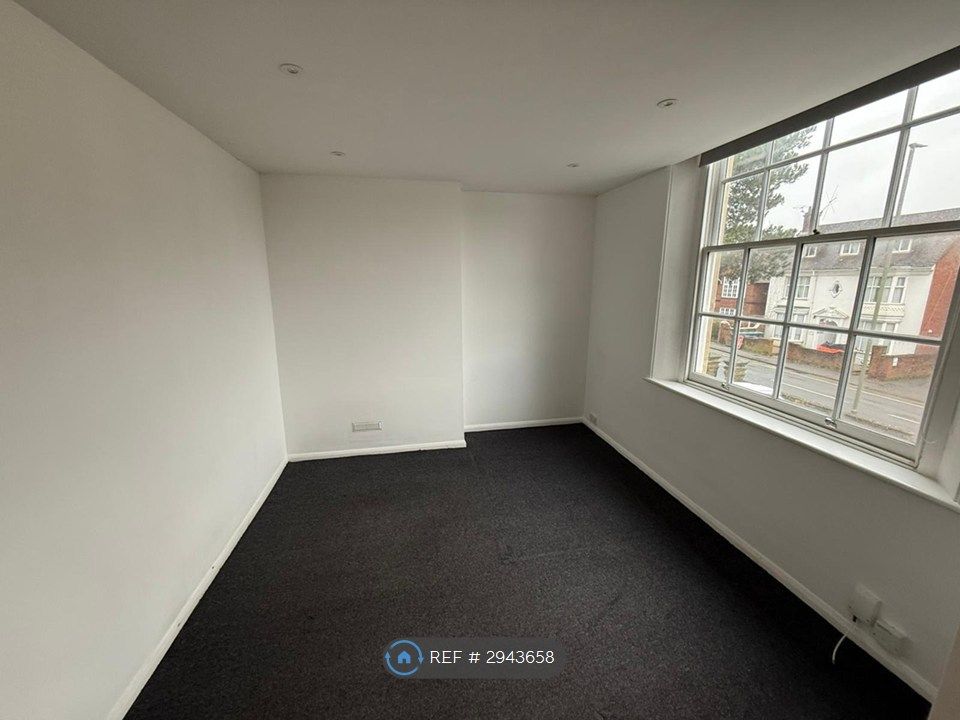 Property photo 3 of 9 Main Area Unfurnished