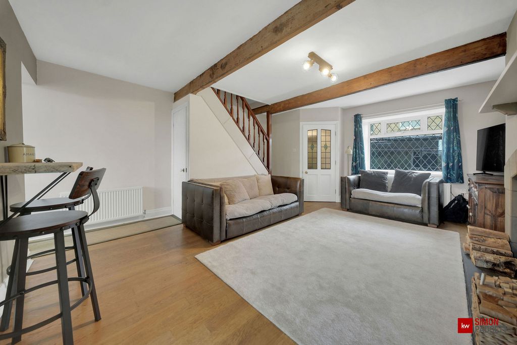 Property photo 2 of 21