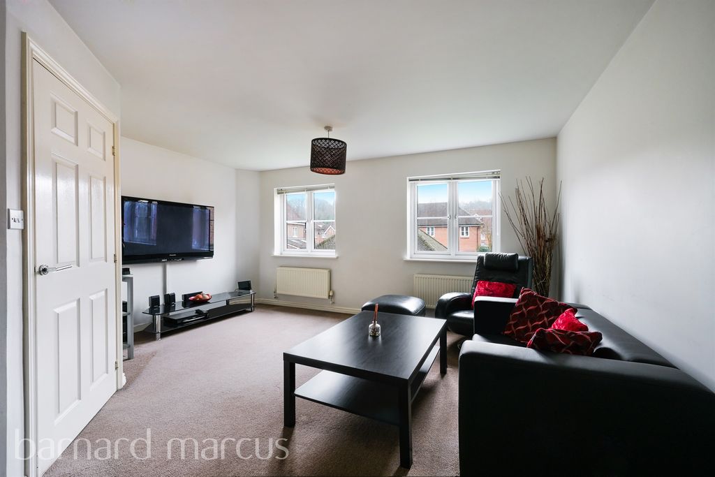 Property photo 2 of 13