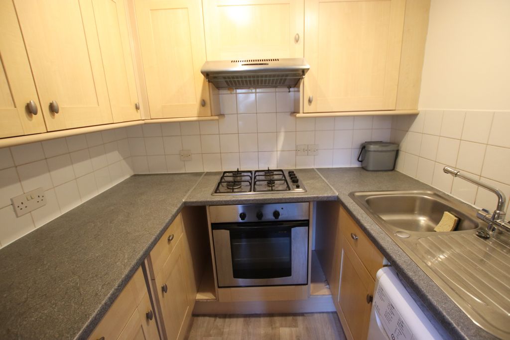 Property photo 3 of 5