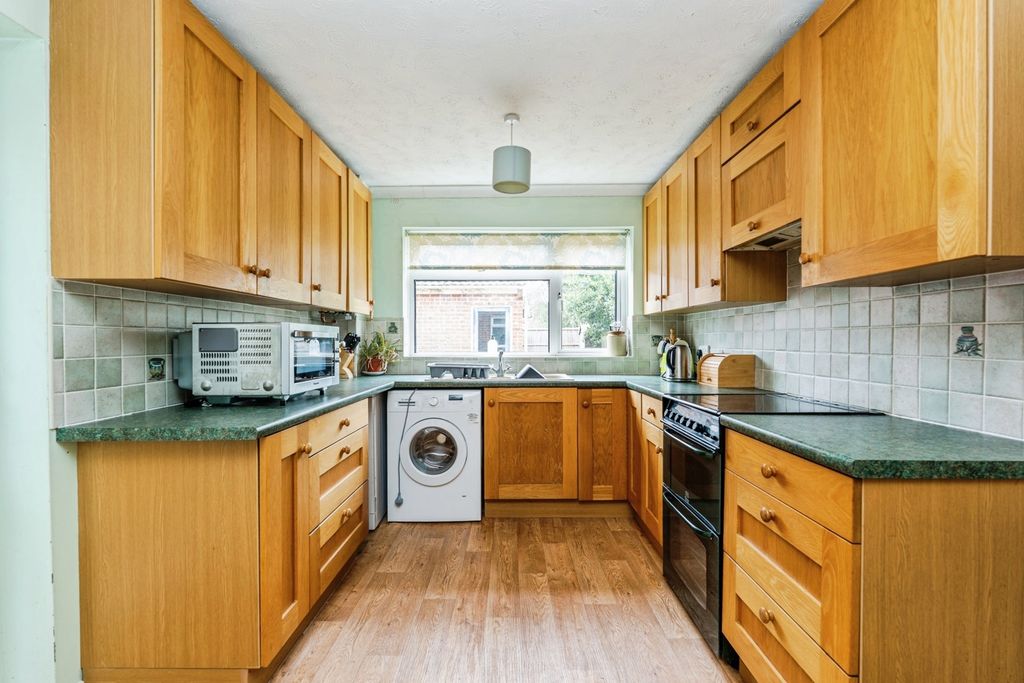 Property photo 3 of 17 Photo