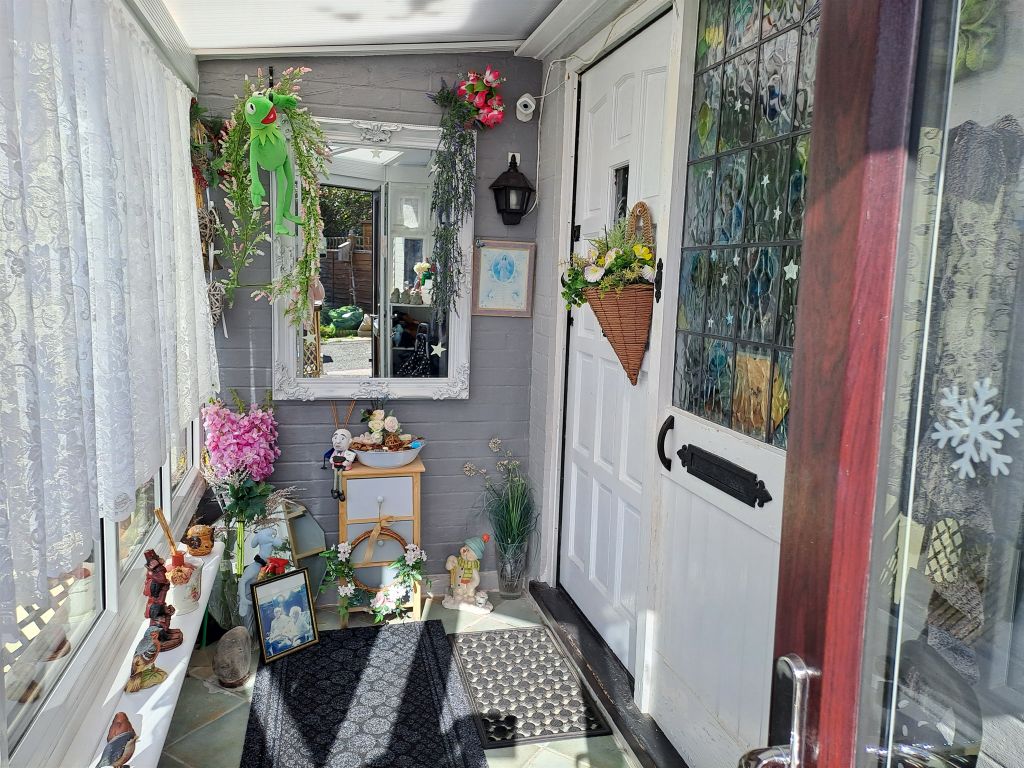 Property photo 3 of 20