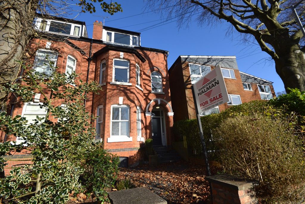 Property photo 1 of 17 (Main)