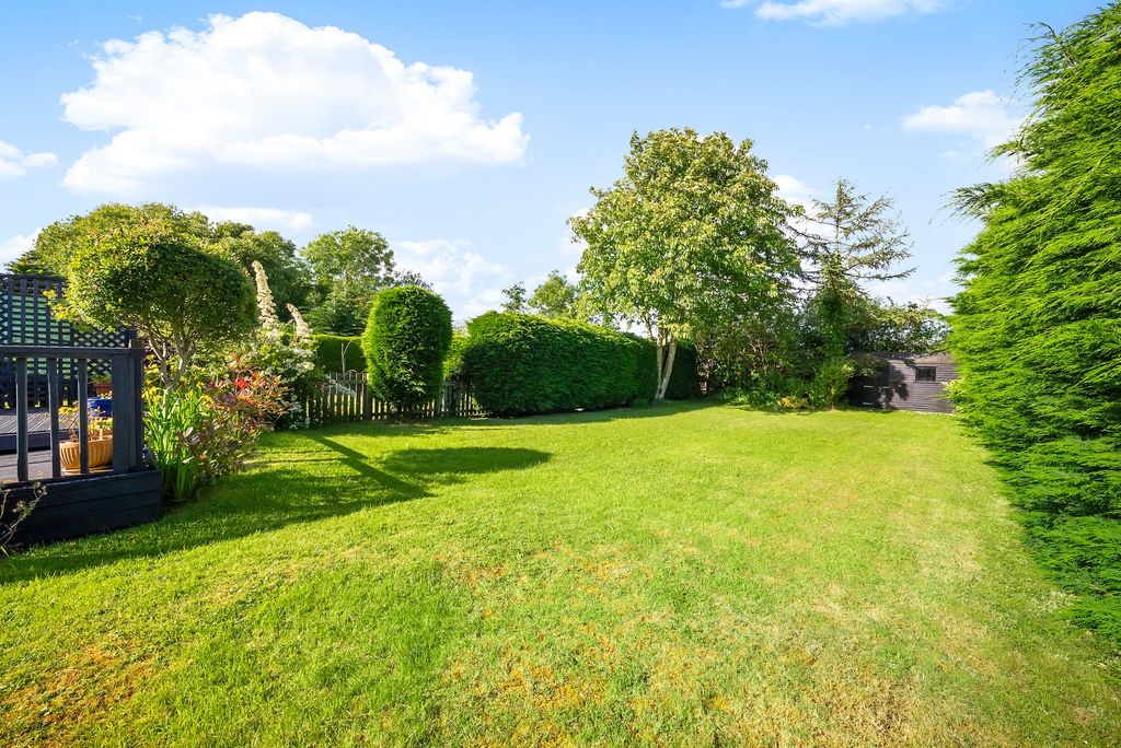 Property photo 2 of 24