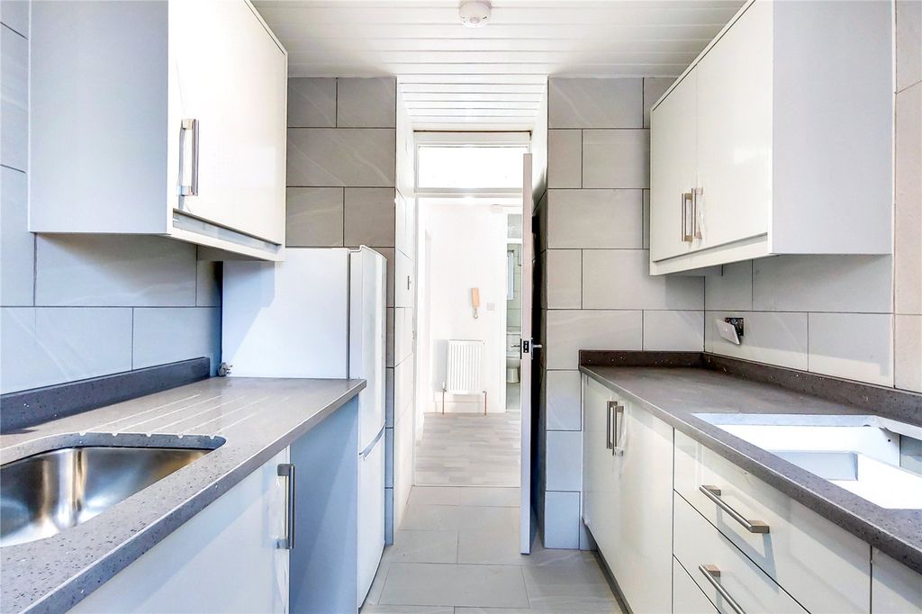 Property photo 1 of 10 Picture No. 09