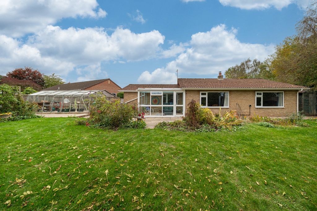 Property photo 2 of 22 Dsc03320