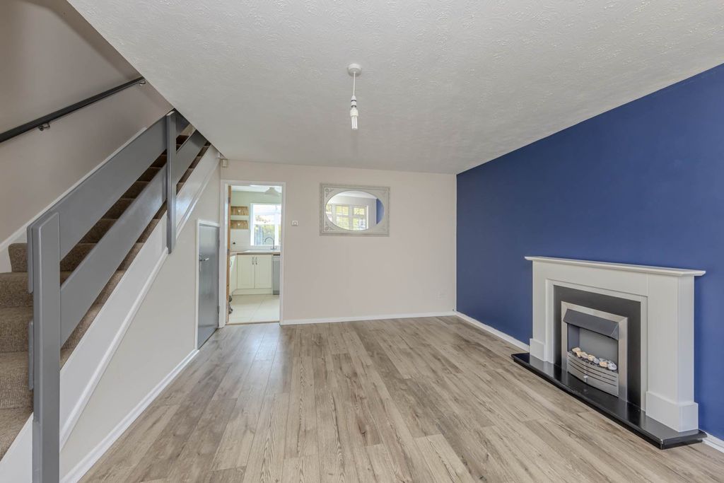 Property photo 2 of 22