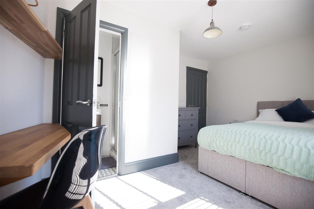Property photo 1 of 9 31Nr-8.Jpg