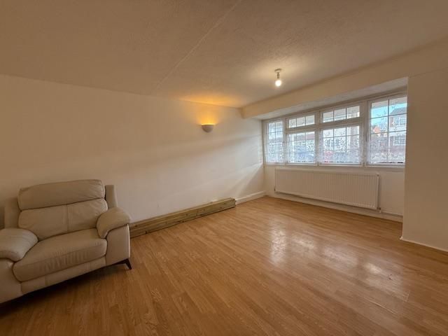 Property photo 2 of 18 Photo 2