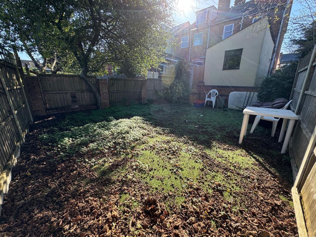 Property photo 2 of 23 Image