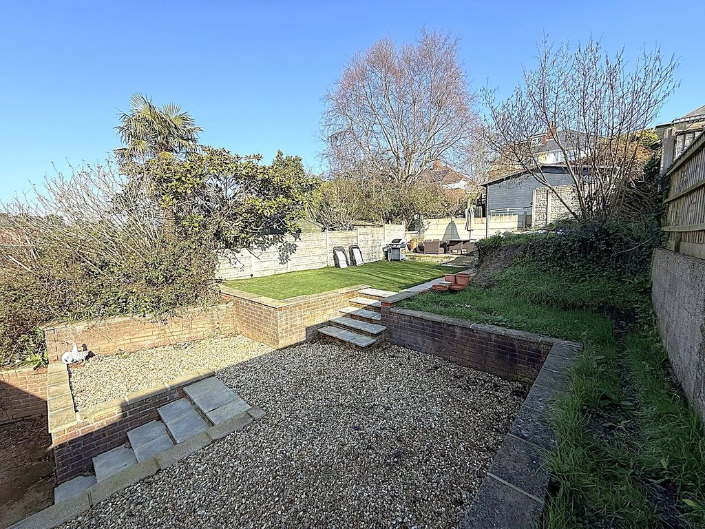 Property photo 2 of 22