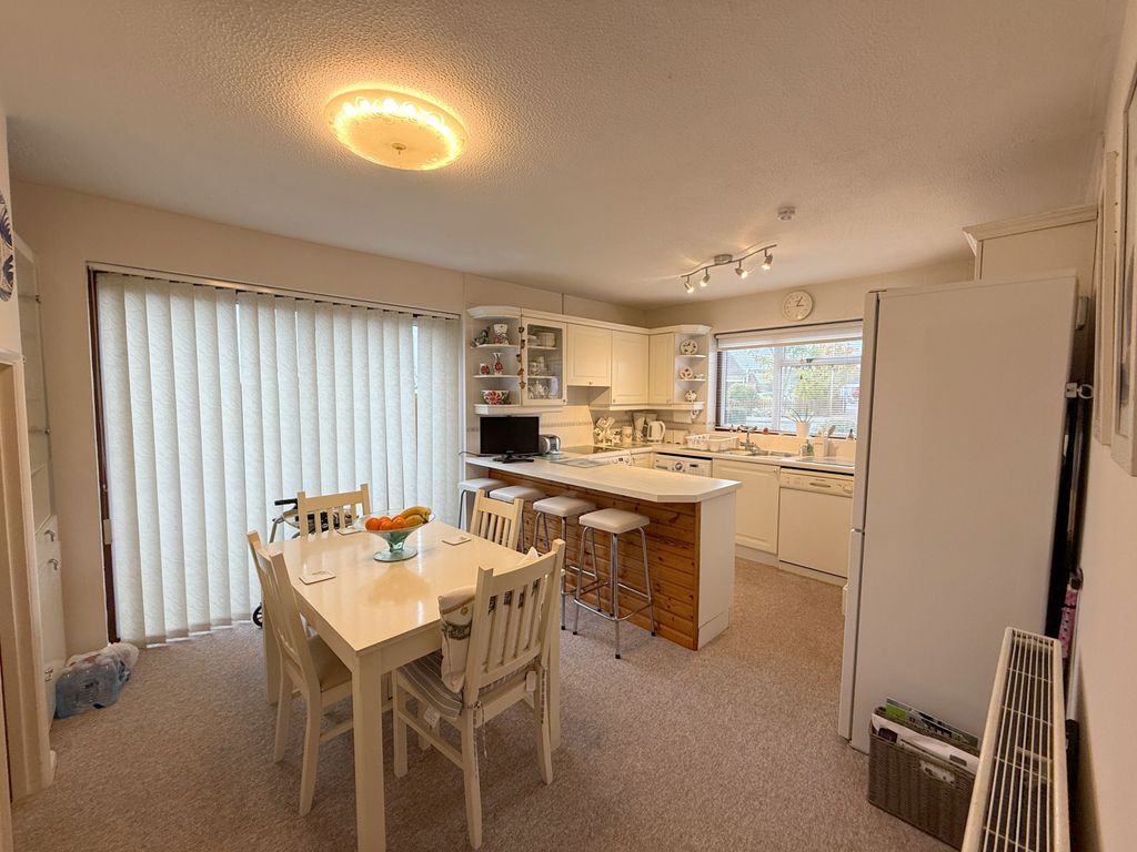 Property photo 2 of 25 Gallery