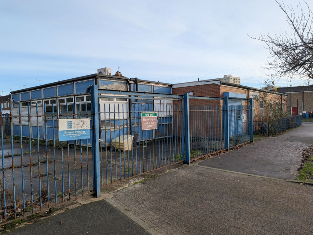 Property photo 1 of 3