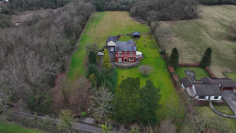 Property photo 3 of 25