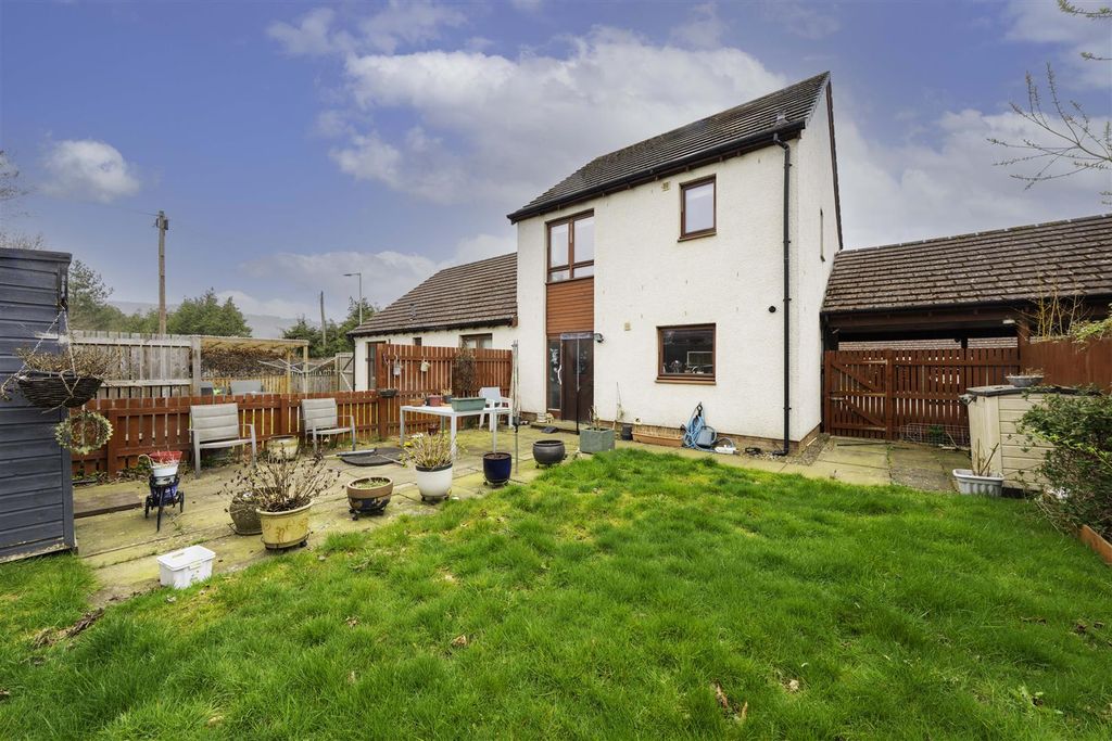 Property photo 3 of 18 Dsc02188-Hdr.Jpg