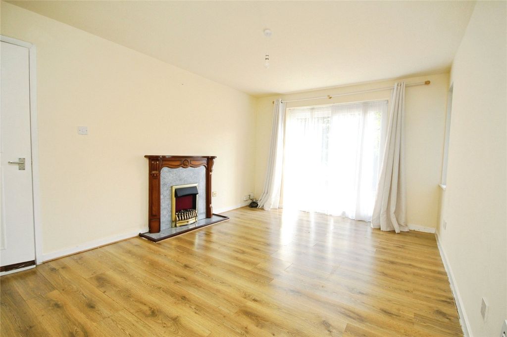 Property photo 2 of 6 Picture No. 07