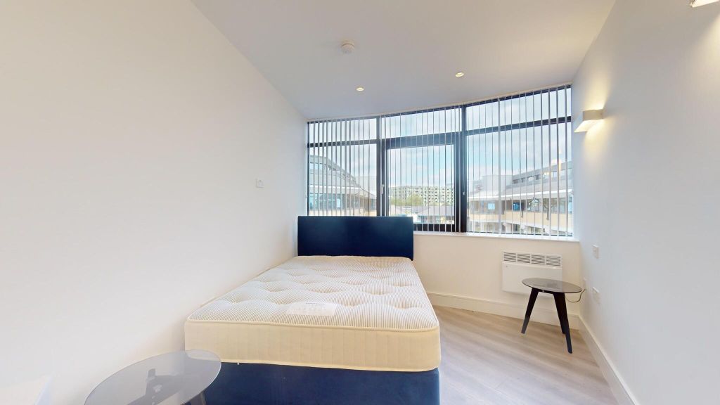 Property photo 3 of 20 Bedroom