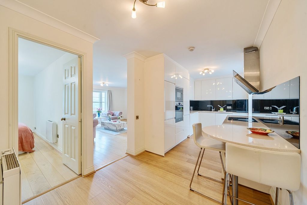 Property photo 2 of 14 Kitchen/Dining Room